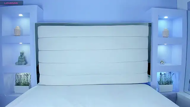 JessyEvans online show from March 18, 2025, 7:33 pm