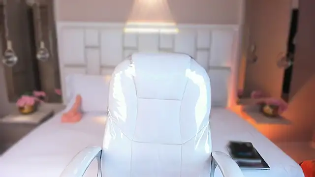 Snapshot of JessyEvans chatting on February 26, 2026, 7:36 pm JessyEvans online show from February 26, 2026, 7:36 pm