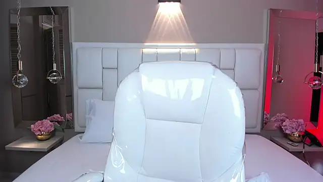 JessyEvans online show from October 15, 2025, 7:44 pm