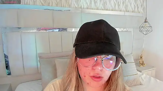 1m dalhia online show from March 6, 2025, 7:43 pm