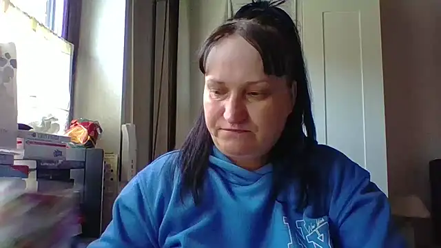  squirty cum lady  online show from March 24, 2026, 11:10 am