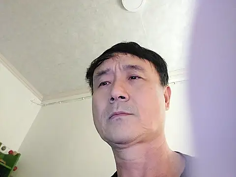 KennyLOVERboy online show from January 29, 2025, 3:04 pm