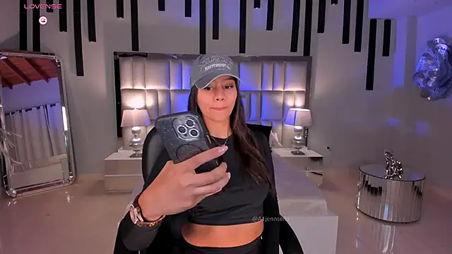 AllyJensen online show from April 6, 2026, 10:27 am