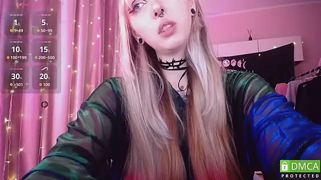 Snapshot of JustMeowGirl chatting on July 3, 2026, 5:58 am JustMeowGirl online show from July 3, 2026, 5:58 am