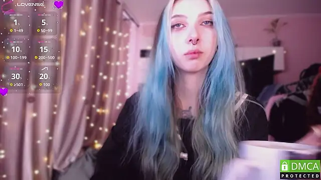 JustMeowGirl online show from March 13, 2026, 5:45 am