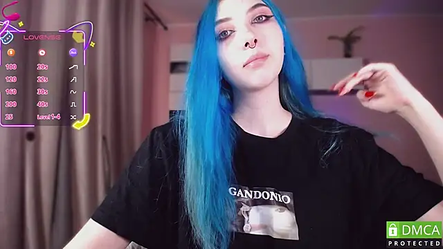 JustMeowGirl online show from October 6, 2025, 4:02 am