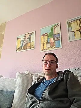 Schnubby1 online show from February 26, 2026, 12:49 pm