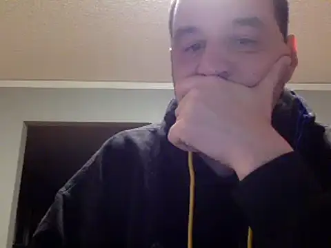 Snapshot of Kink_Master_Daddy chatting on February 27, 2025, 4:35 am Kink Master Daddy online show from February 27, 2025, 4:35 am