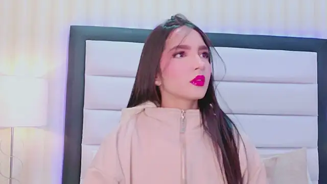 Snapshot of MiaSweeths chatting on November 20, 2025, 12:06 pm MiaSweeths online show from November 20, 2025, 12:06 pm