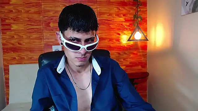 Bastiaan 28 online show from February 10, 2025, 1:57 am