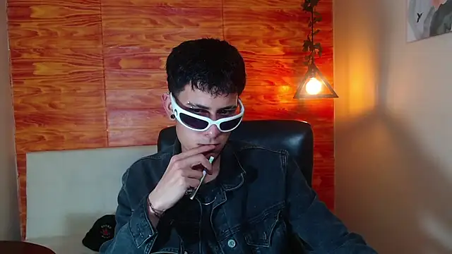 Bastiaan 28 online show from March 3, 2025, 12:12 am