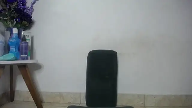 Eros Smit online show from November 22, 2025, 5:23 pm