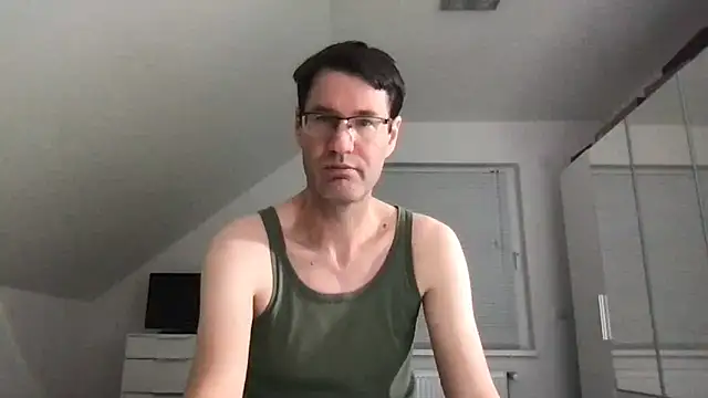Snapshot of zxzx_cam1 chatting on February 7, 2025, 11:13 pm zxzx cam1 online show from February 7, 2025, 11:13 pm