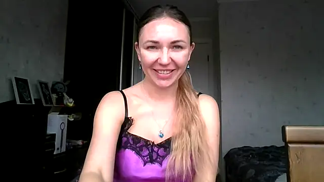 AngelinaLove28 online show from November 16, 2025, 7:24 am