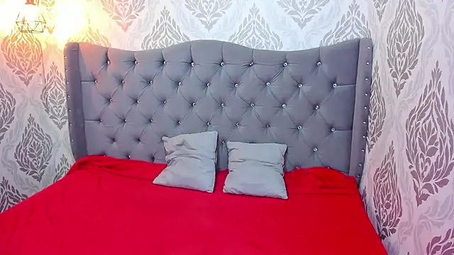 charlottemoonxz online show from January 11, 2026, 6:37 pm