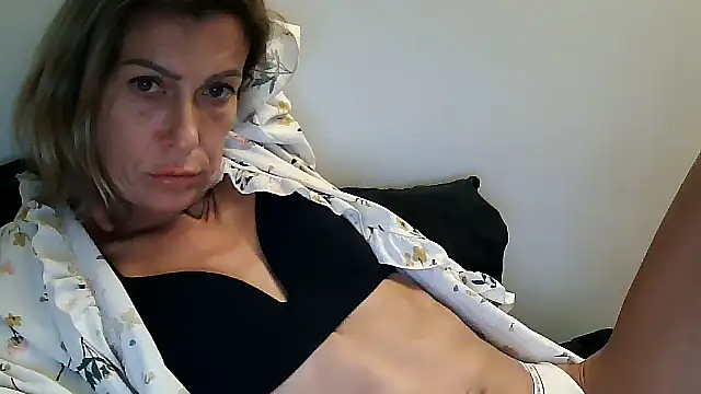 Snapshot of anechka1 chatting on November 12, 2025, 11:52 pm anechka1 online show from November 12, 2025, 11:52 pm