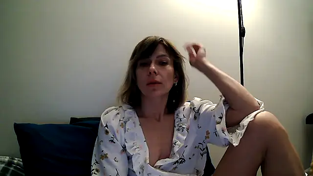 Snapshot of anechka1 chatting on February 7, 2026, 3:03 am anechka1 online show from February 7, 2026, 3:03 am