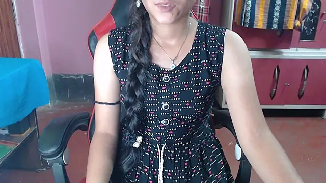 Angel Alison  online show from April 24, 2026, 11:01 am