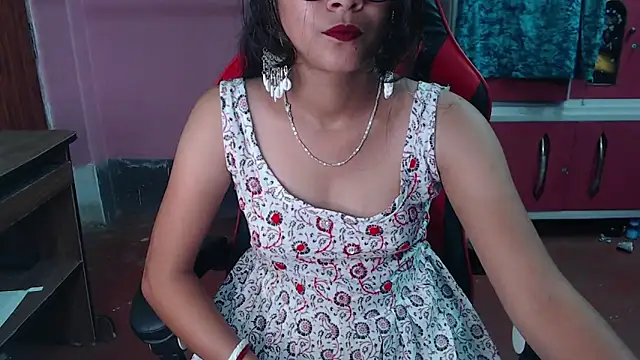 Angel Alison  online show from February 12, 2025, 6:30 pm
