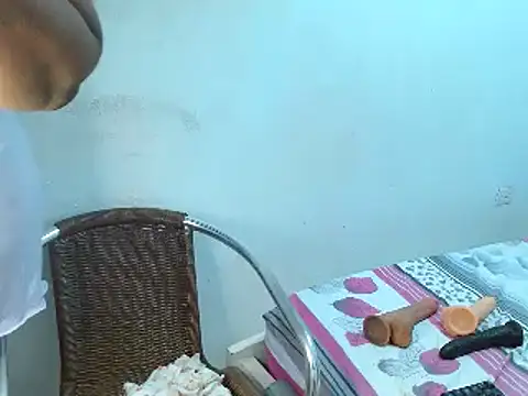 Sharonevans1 online show from December 13, 2024, 9:24 am