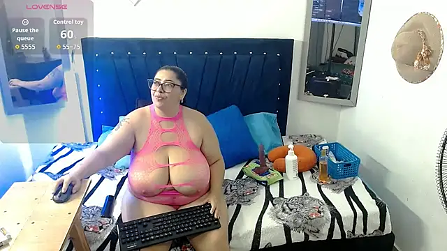 Snapshot of bubis_laru53 chatting on October 4, 2025, 8:05 am bubis laru53 online show from October 4, 2025, 8:05 am