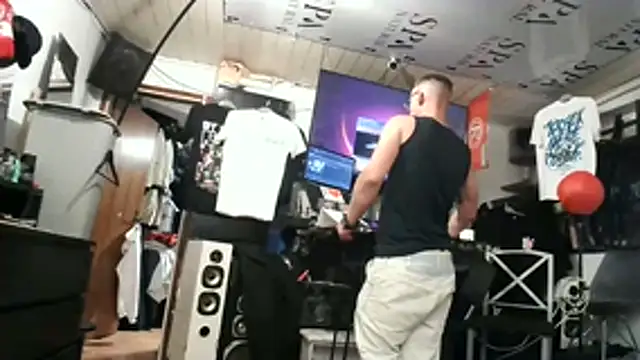 0815lukas2024 online show from June 19, 2026, 1:44 am