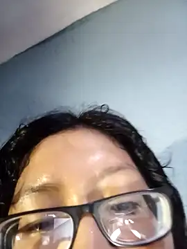 Snapshot of ladygmusic chatting on October 17, 2025, 12:25 am ladygmusic online show from October 17, 2025, 12:25 am