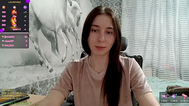 Wowpornoo online show from February 18, 2025, 3:52 pm