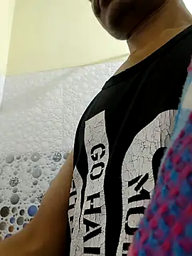 yashzae online show from September 20, 2025, 2:11 pm