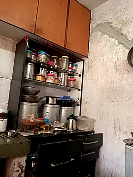 Love Jenny online show from November 6, 2025, 4:05 am