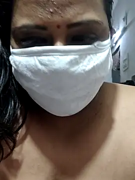 Snapshot of Love_Jenny chatting on May 4, 2026, 10:51 am Love Jenny online show from May 4, 2026, 10:51 am