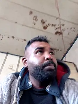 ListedLoin online show from February 8, 2026, 6:33 am