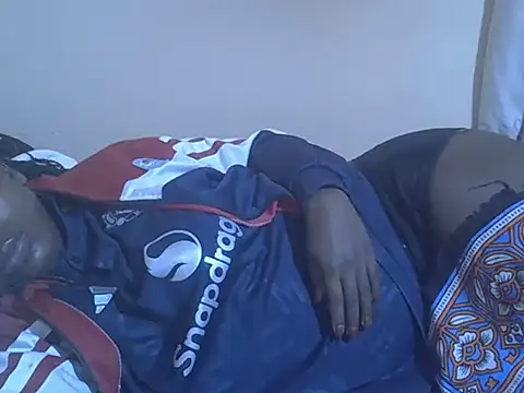 HOT-JAZMINE online show from December 17, 2025, 5:56 am