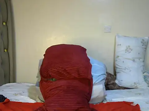 ebony Catalia online show from November 8, 2025, 2:26 am