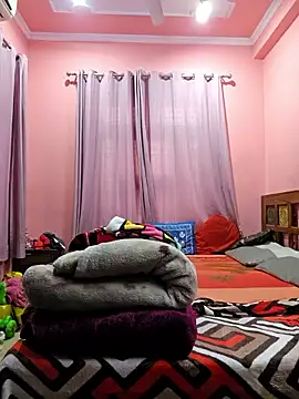 Loveboycurvy online show from January 8, 2026, 3:23 am