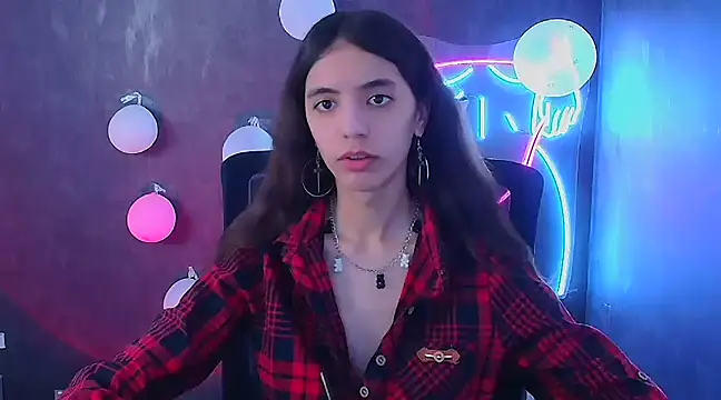 Snapshot of Aishell_ chatting on March 7, 2025, 12:23 pm Aishell  online show from March 7, 2025, 12:23 pm