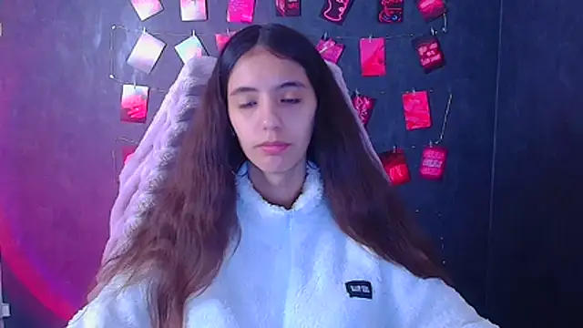 Snapshot of Aishell_ chatting on October 31, 2025, 12:57 pm Aishell  online show from October 31, 2025, 12:57 pm