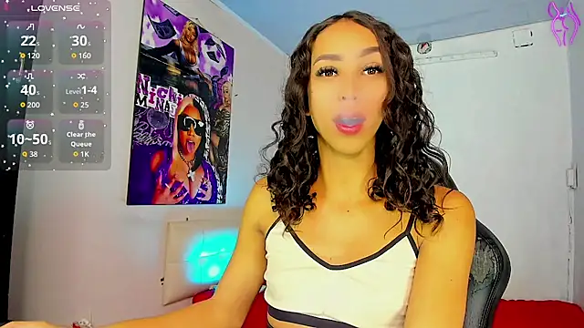 Bigcatalove online show from December 15, 2025, 1:28 pm