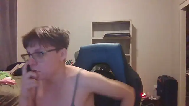 KaliSnow199623 online show from October 22, 2025, 3:06 am