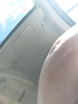 Snapshot of Icedcoffee2024 chatting on October 23, 2025, 5:22 pm Icedcoffee2024 online show from October 23, 2025, 5:22 pm