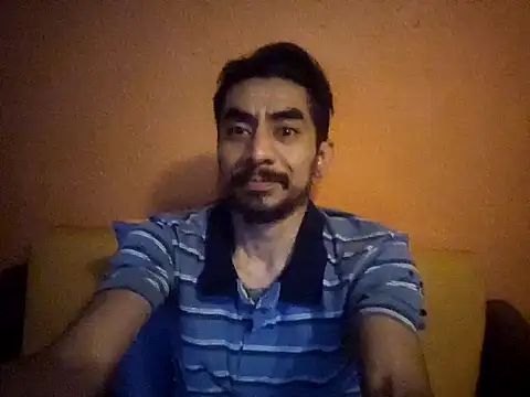 Snapshot of Angel_Coronel chatting on December 4, 2024, 7:44 am Angel Coronel online show from December 4, 2024, 7:44 am