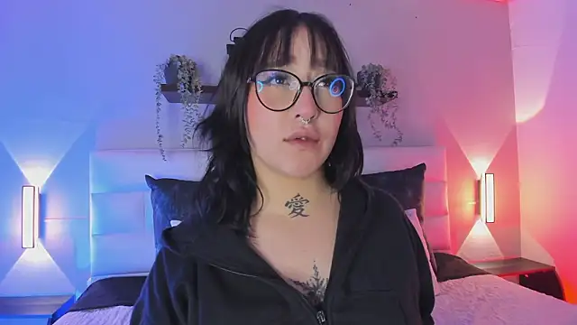 sofi bakerr online show from March 10, 2026, 11:36 am