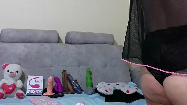 PenelopeHot 91 online show from October 8, 2025, 9:26 pm