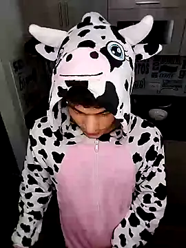 guy master online show from January 16, 2025, 10:21 am