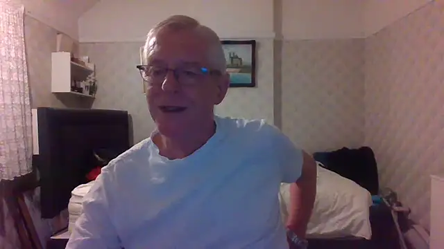 shaun63m online show from July 16, 2026, 11:46 pm