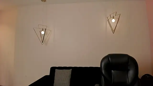 AliceHarper  online show from November 6, 2025, 5:50 pm