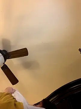 holyeroticss online show from October 23, 2025, 9:35 pm