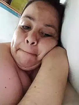 lunanataly online show from November 24, 2025, 12:54 am