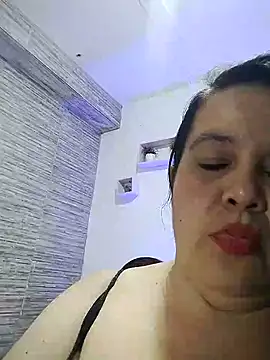 Snapshot of lunanataly chatting on March 17, 2025, 8:19 pm lunanataly online show from March 17, 2025, 8:19 pm