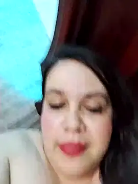 Snapshot of lunanataly chatting on February 23, 2025, 10:31 pm lunanataly online show from February 23, 2025, 10:31 pm